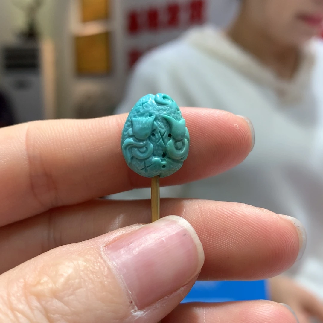 绿松石配饰未镶嵌