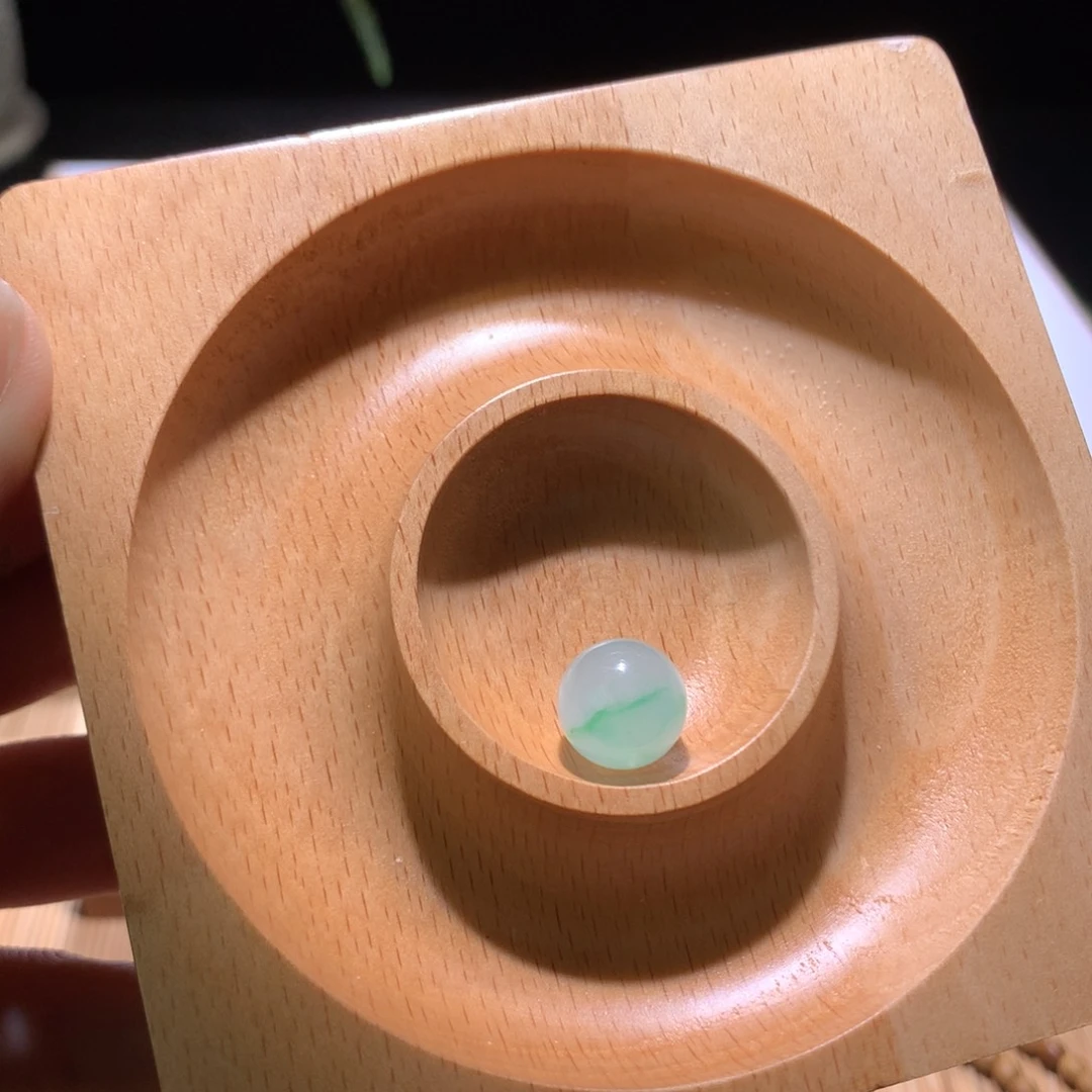 散珠翡翠冰飘阳绿卡11.7