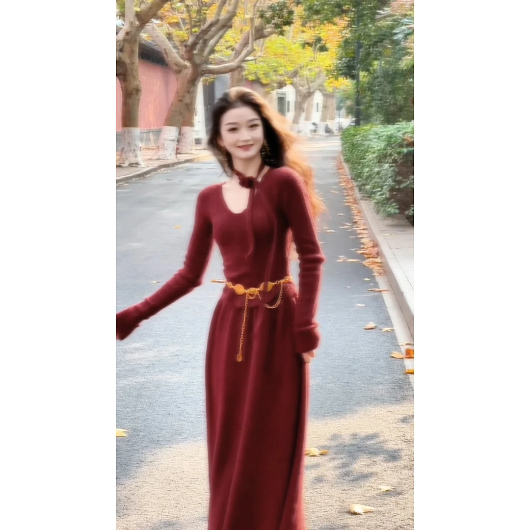 2025春季新款法式V领花朵飘带高级感超好看气质红色两件套装