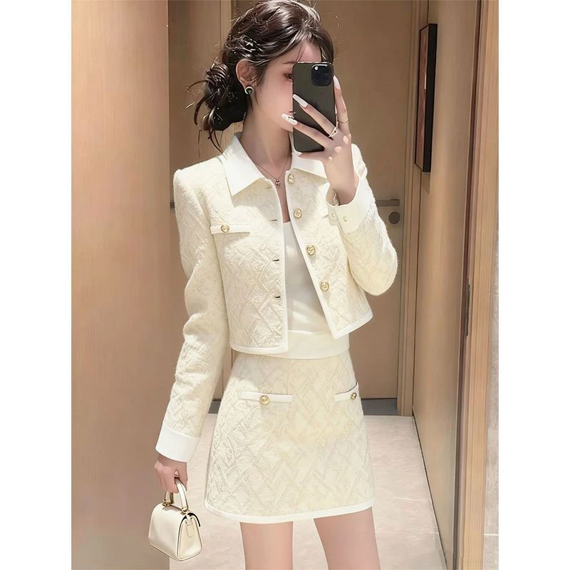 2026秋冬新款小香风外套半身裙套装女高级感气质翻领金属扣两件套