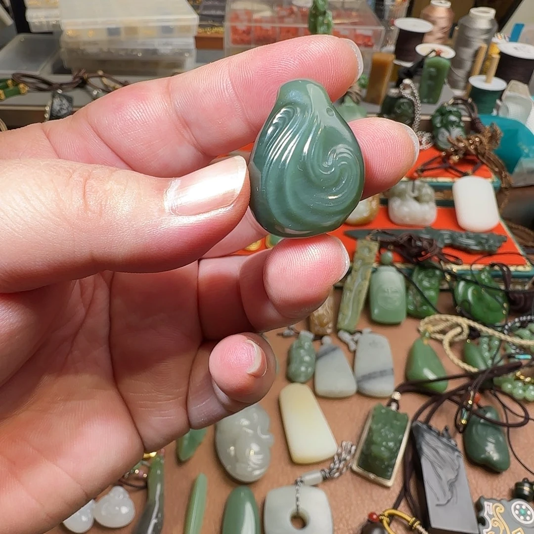 和田玉颈饰未镶嵌