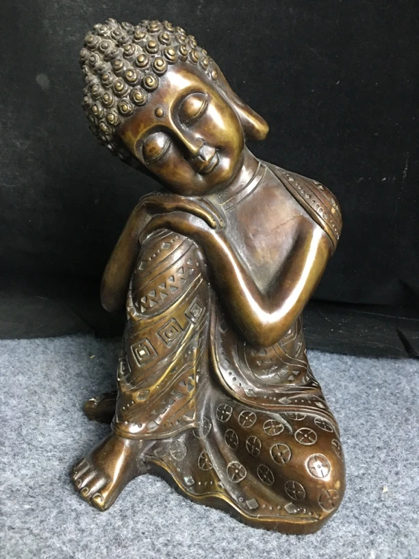 铜精制思想佛摆件，尺寸直径16cm，高22.5cm，重量尺寸咨询客服。