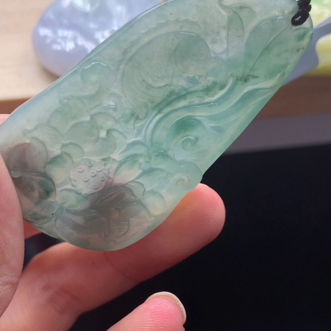 颈饰未镶嵌翡翠吊坠