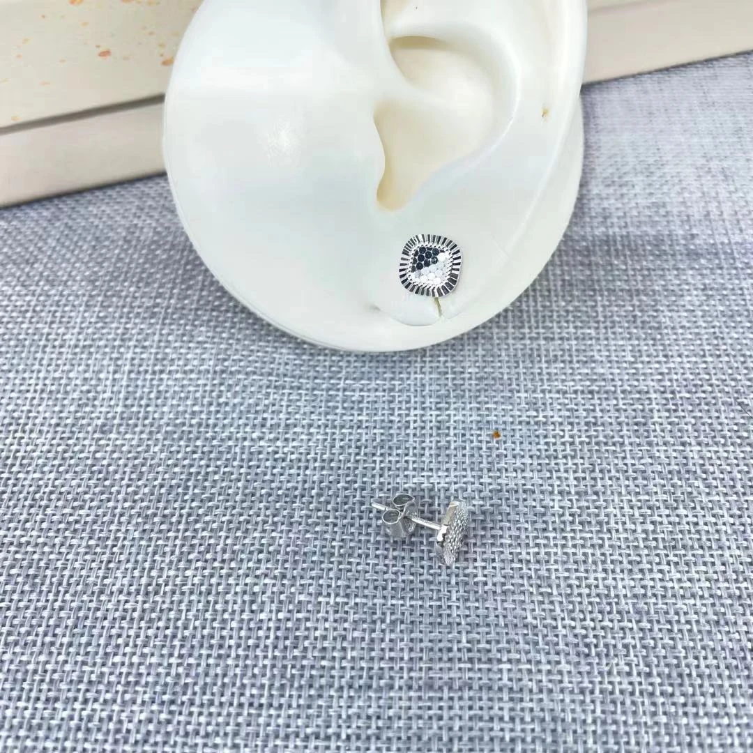 PT950铂金耳饰  鱼鳞方糖直针耳钉  气质百搭 S 22696