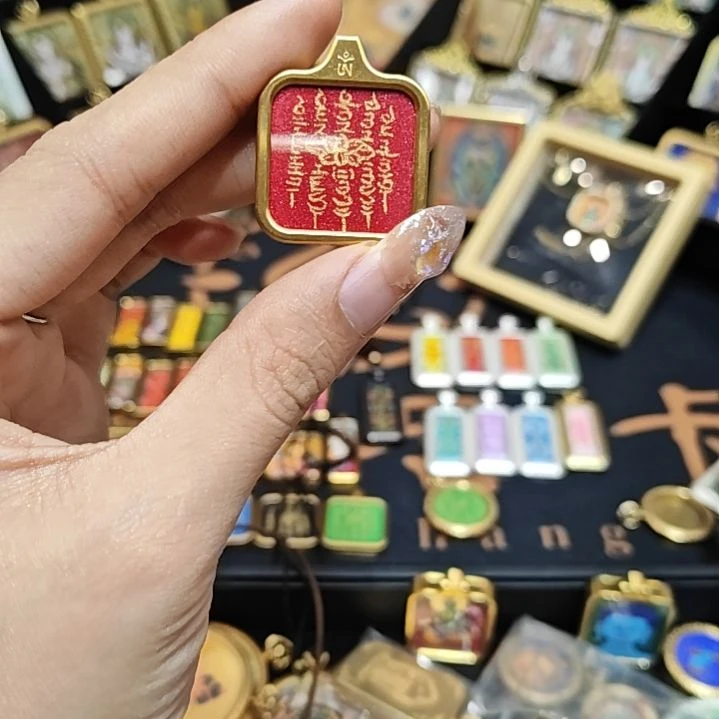 吊坠叮*噹纯手绘五条唐卡