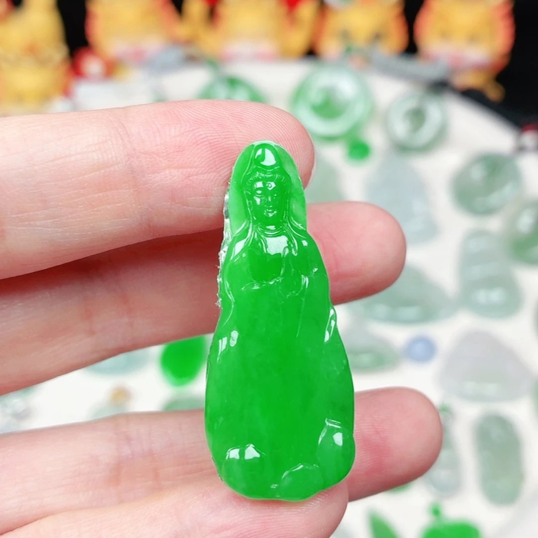 翡翠未镶嵌颈饰缅甸天然A货翡翠