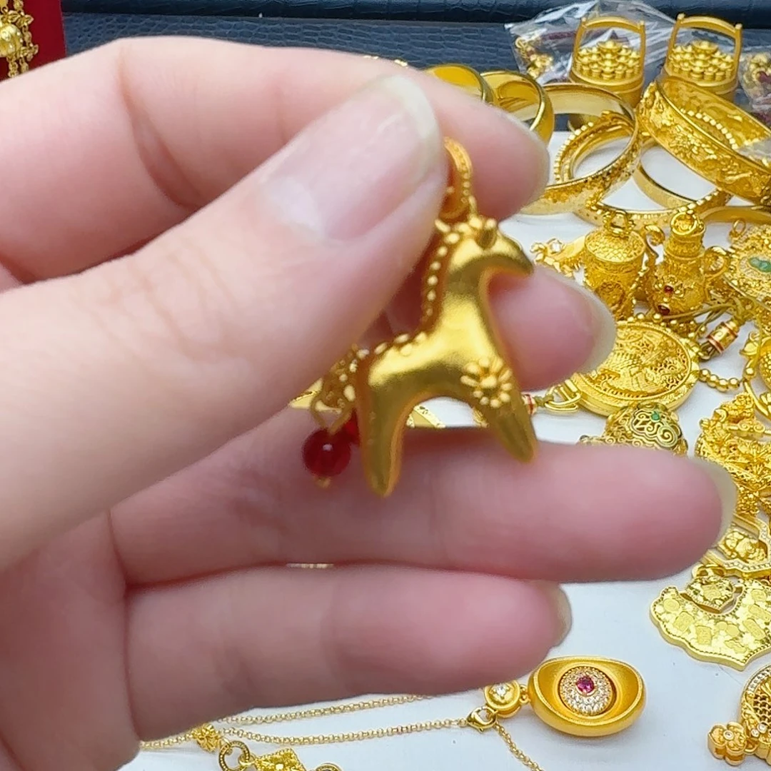 合金红珠马吊坠00002