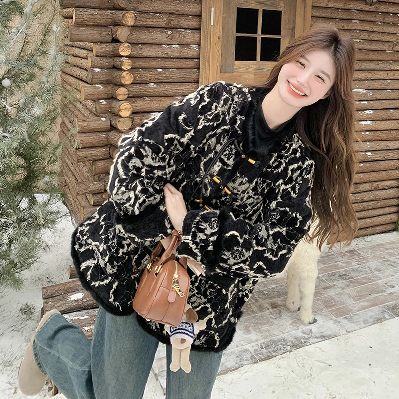 国风新中式羽绒服女2024新款正品爆款高级气质网红新款90绒厚外套