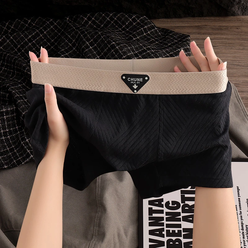 新款男士平角内裤棉质舒适青年透气个性潮流中腰内裤男士四角裤头