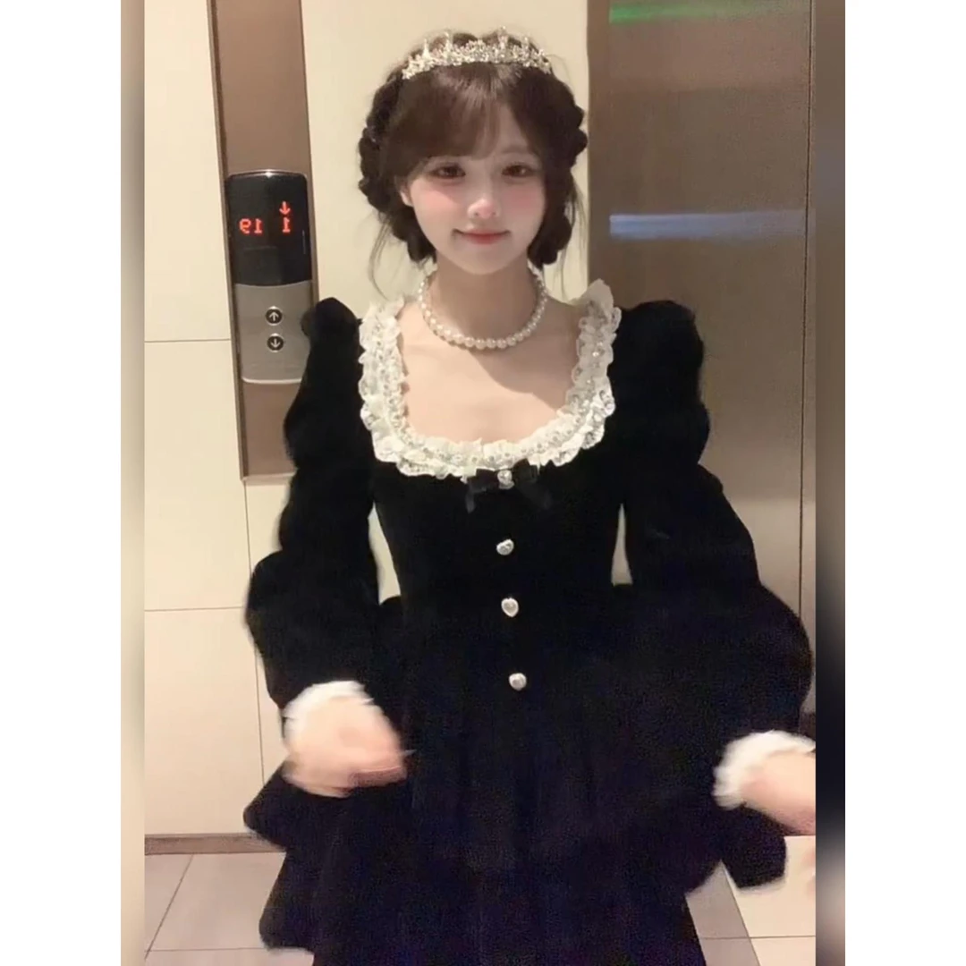 法式宫廷风蕾丝花边丝绒连衣裙女秋冬甜美减龄收腰显瘦公主蛋糕裙
