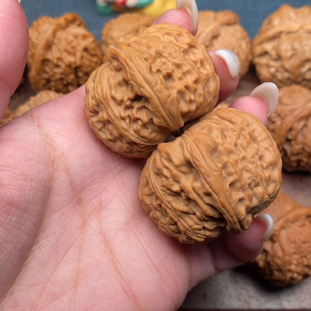 文玩核桃把件全品球白41➕