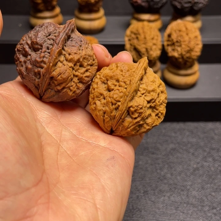 文玩核桃吊坠F羊角蟾42