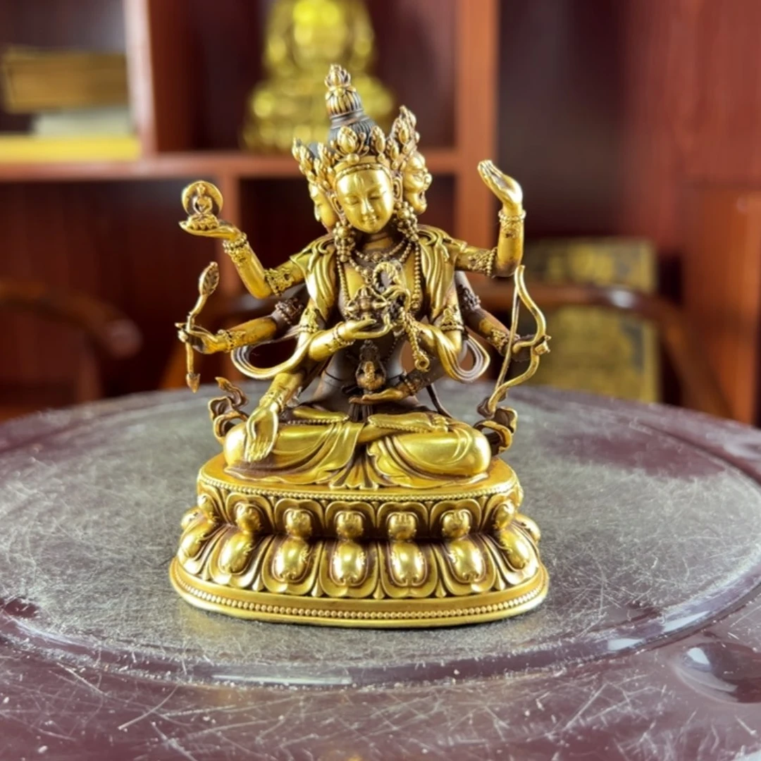 雷*赫佛像的造型和造型