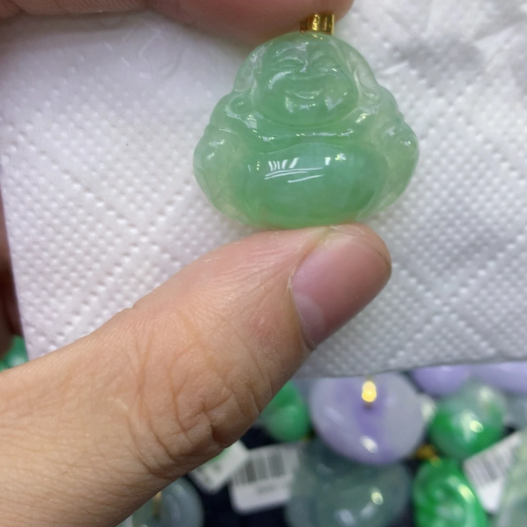 颈饰18K金镶嵌翡翠