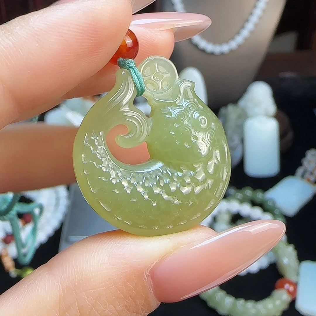 和田玉未镶嵌颈饰定制发货