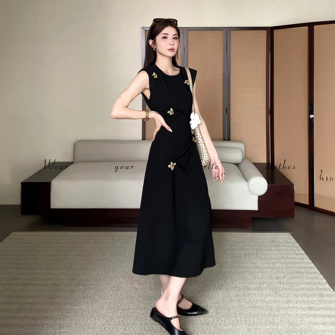 VOCKOO官方2025法式圆领无袖针织连衣裙夏季新款设计感小众修身显