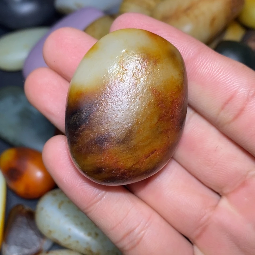 和田玉未镶嵌珠宝奇石