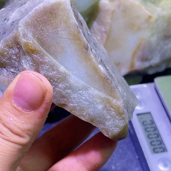 未镶嵌和田玉珠宝半成品