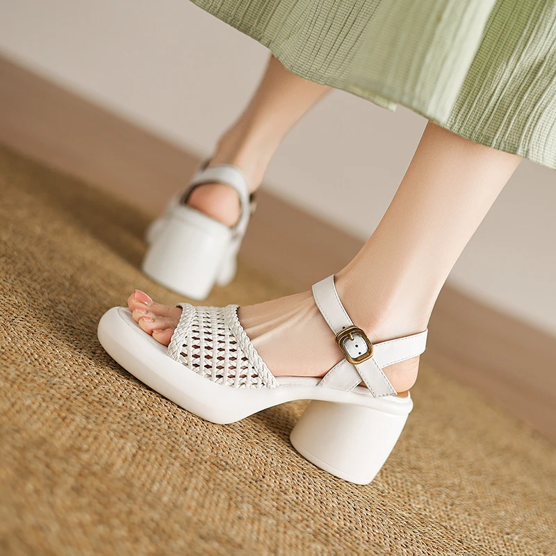 菓苒6.5cm粗跟高跟文艺复古气质简约百搭厚底小个子增高凉鞋女夏