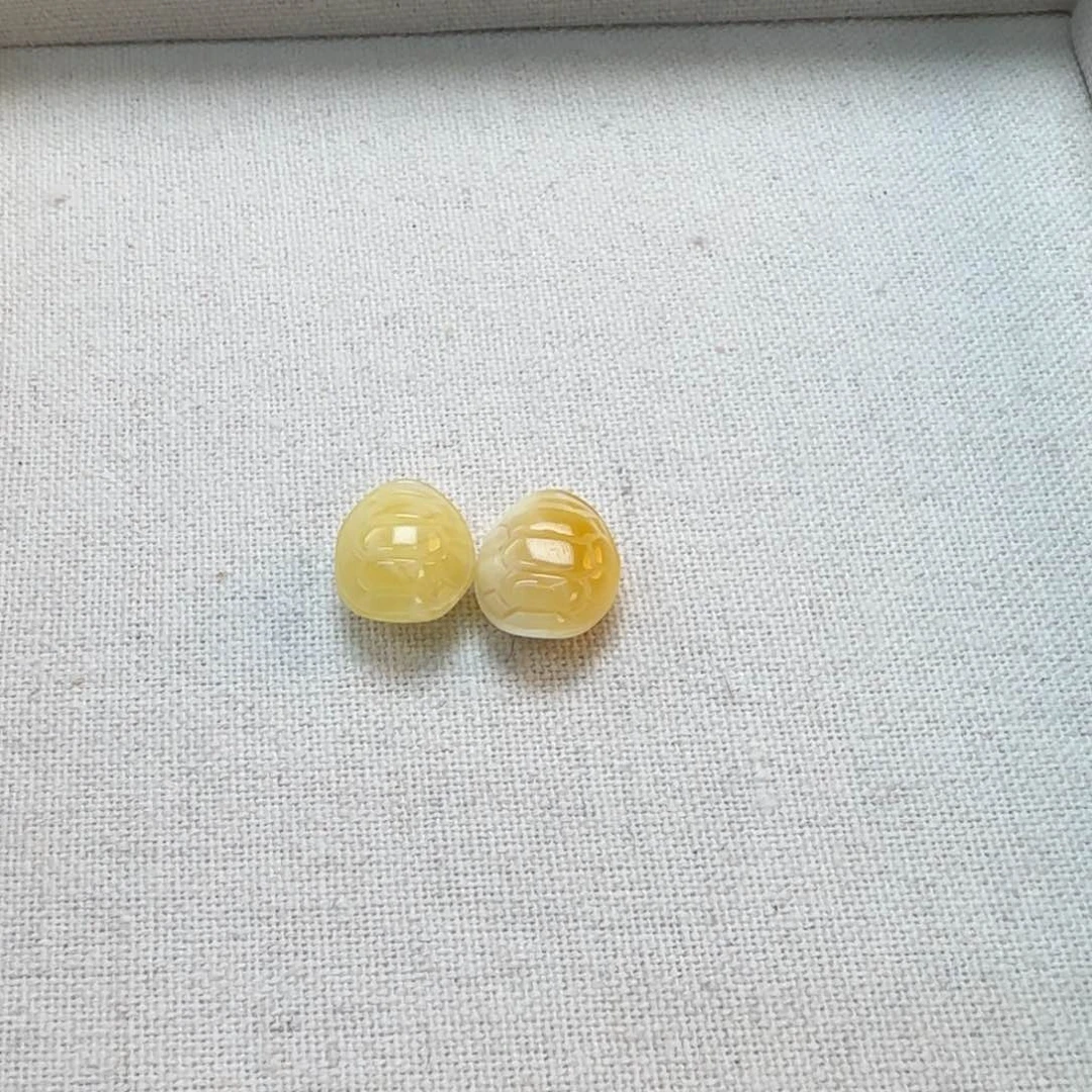 裸石琥珀未镶嵌阿****定制