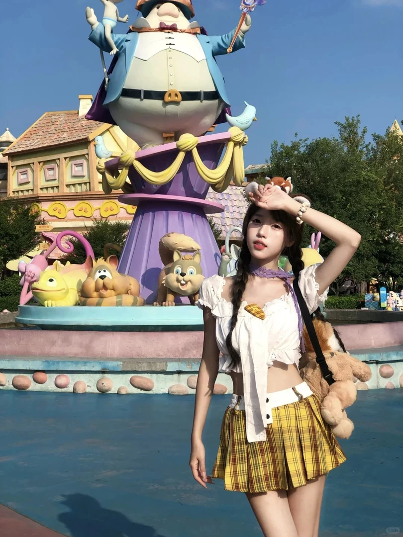 泰味千金 纯欲风辣妹性感一字肩露肩上衣高腰显瘦百褶裙两件套