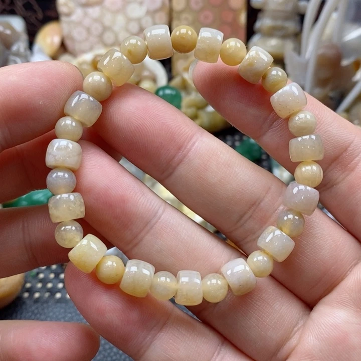 硅化珊瑚（珊瑚玉）颈饰未镶嵌