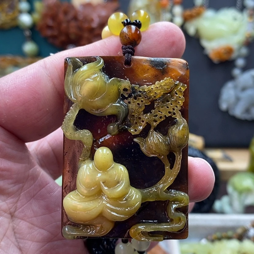 【闪购商品】蛇纹石玉吊坠未镶嵌