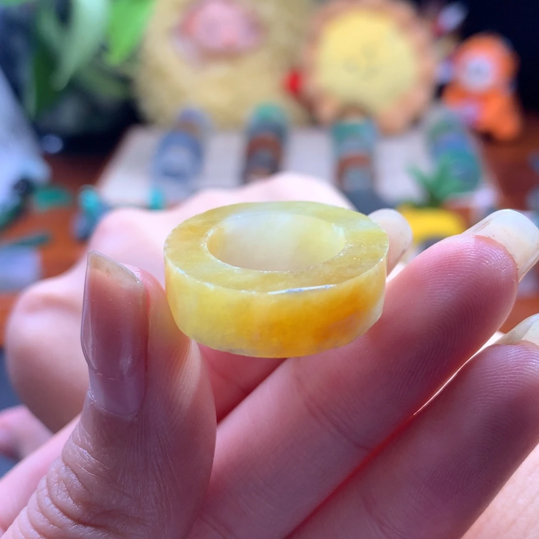 定制翡翠未镶嵌亮黄肥仔9-13.5#