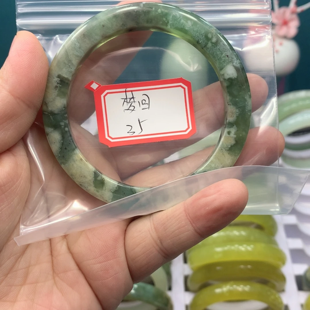 透闪石-蛇纹石玉手镯未镶嵌梦*