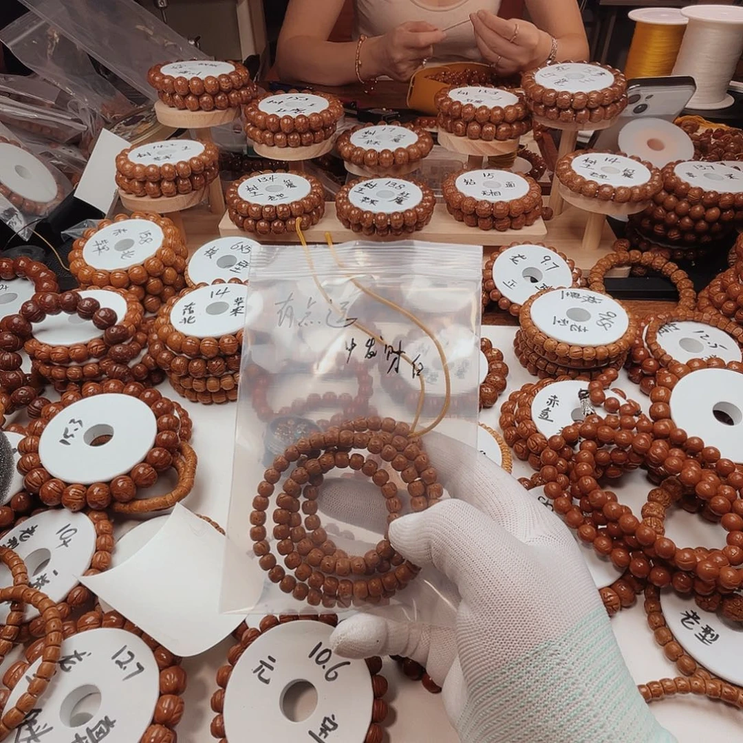 桃核手串有*逗桃核手串