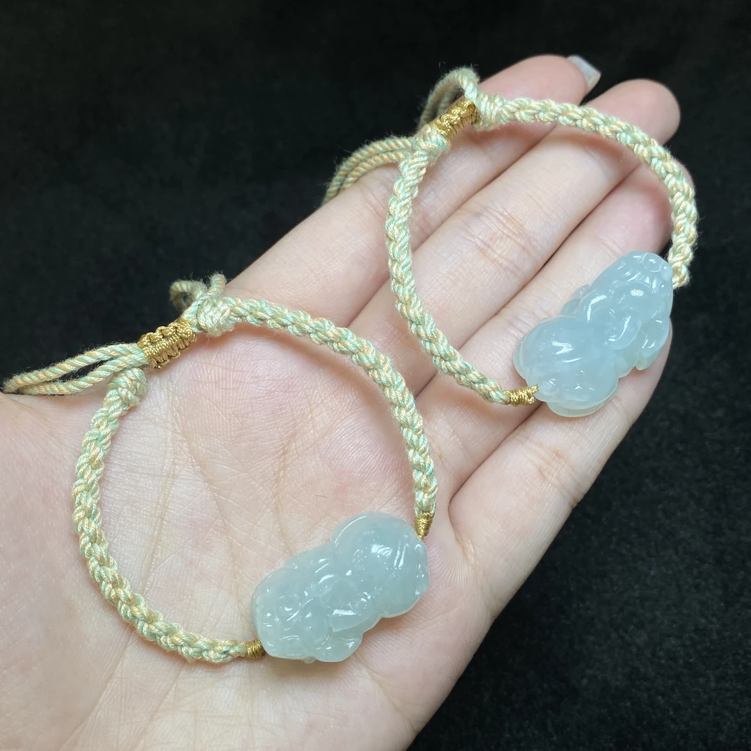 【小北好物】翡翠貔貅手绳约15*26mm【多样性发一件】QH19X429