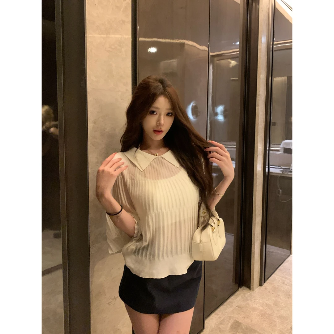 withmin白兔 半岛风琴 韩系翻领风琴褶蝙蝠袖慵懒感上衣 2523724