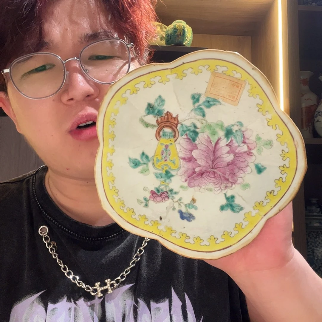 孟****～粉彩博古共碗开门货没问题