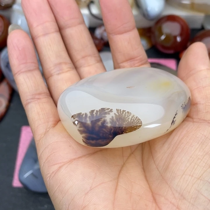 未镶嵌玉髓马达加斯加玉髓玛瑙玛瑙/玉髓