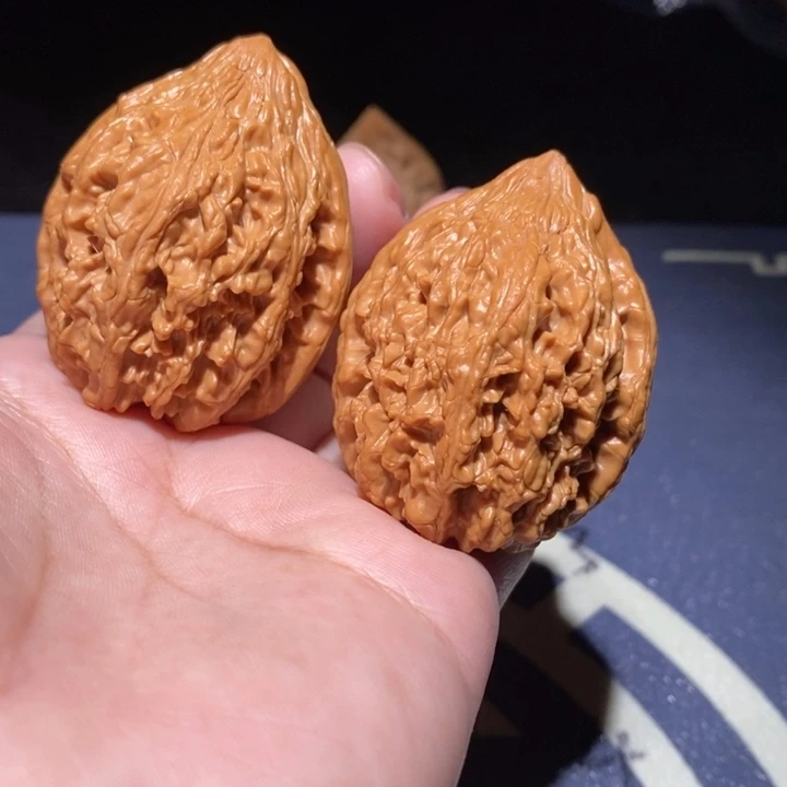 吊坠文玩核桃大沽石