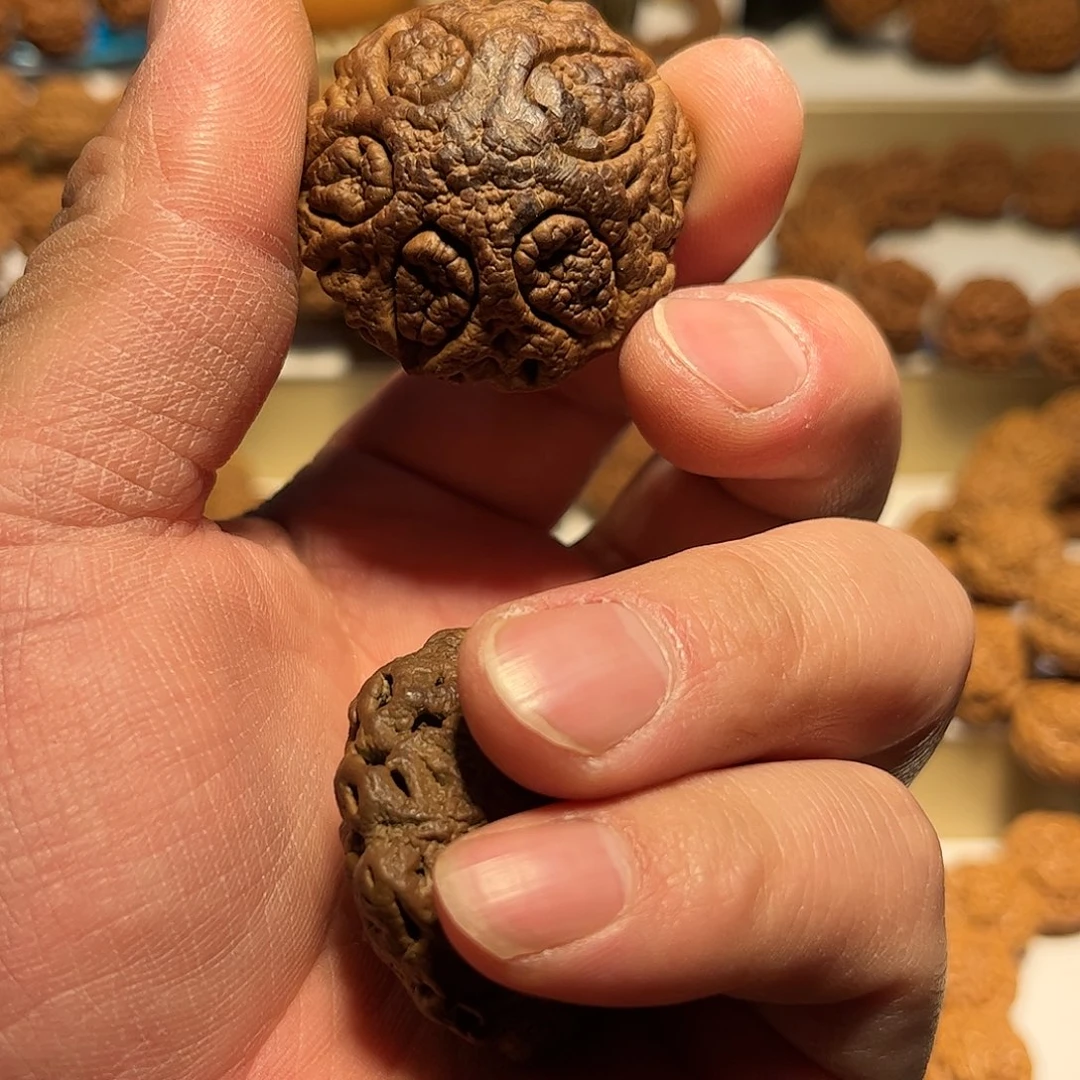 金刚菩提吊坠配籽