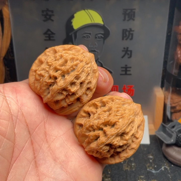 吊坠文玩核桃麦穗虎头40全品