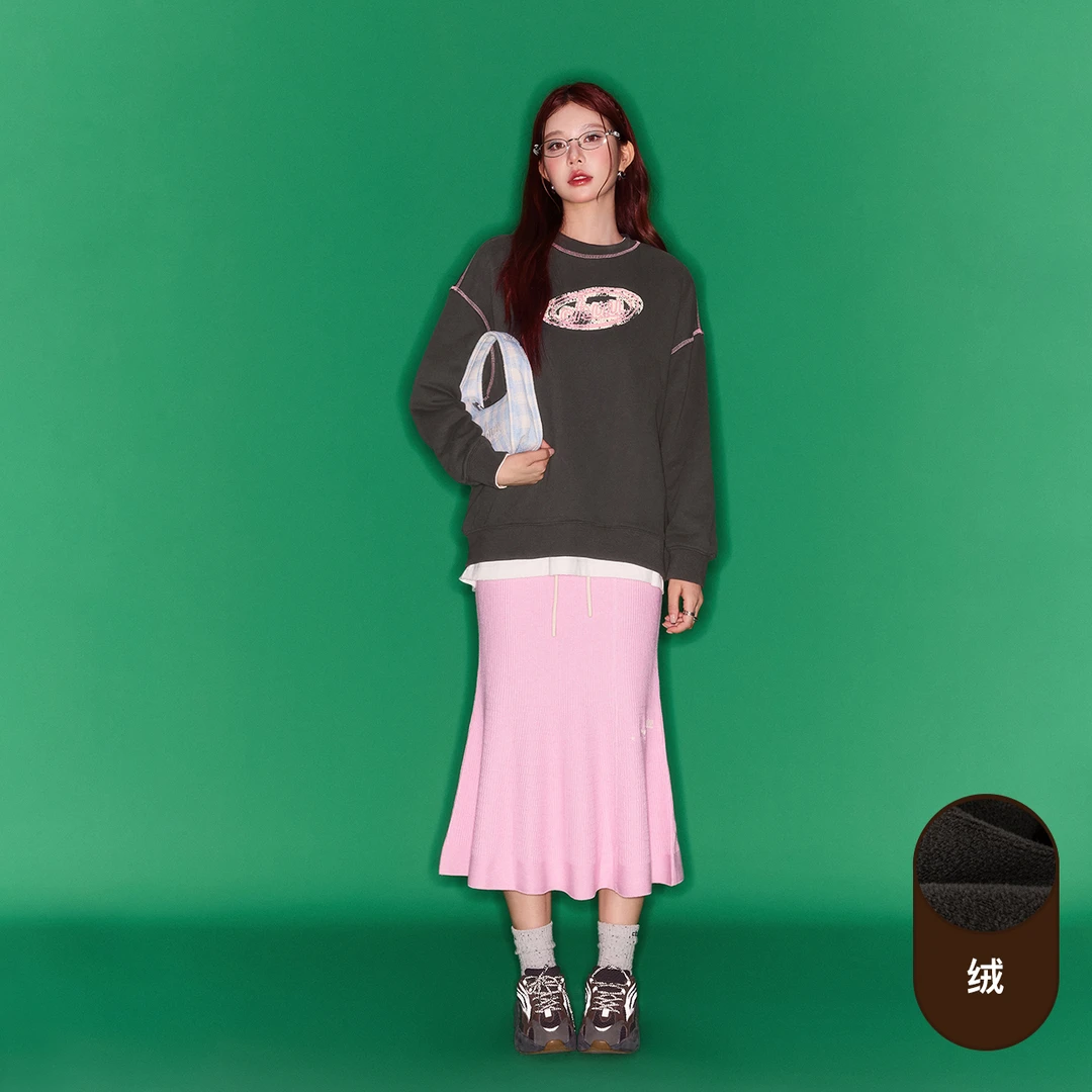 CHUU秋冬女装字母绣花套头百搭宽松上衣学院风穿搭加绒卫衣