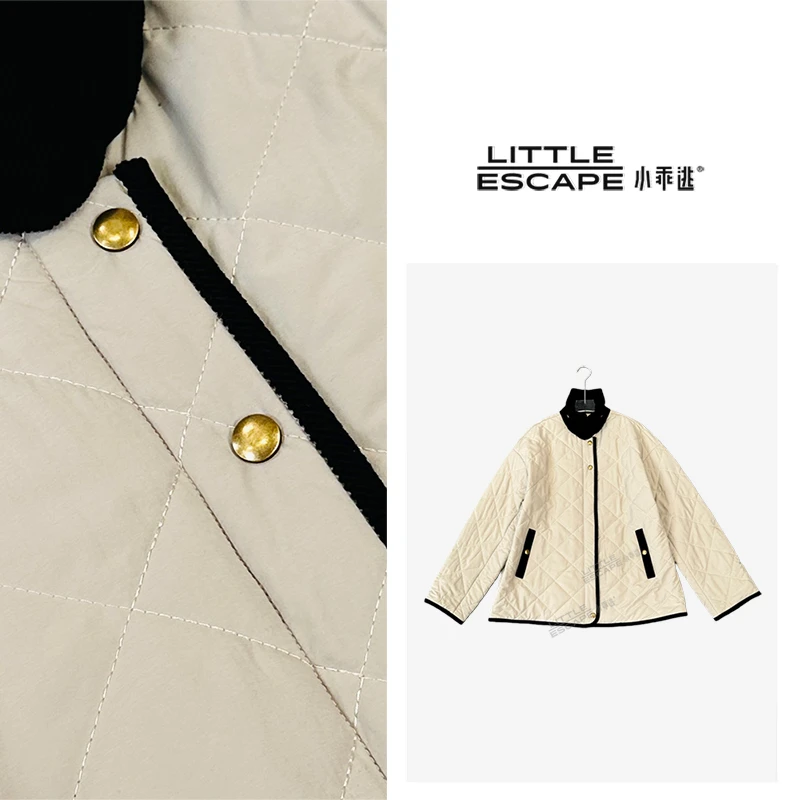 小乖逃加厚外套白色棉服外套菱格方格黑色领外套排扣 TS8064
