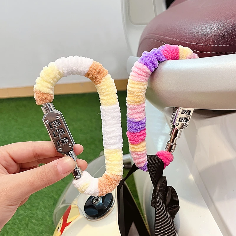 电动车头盔锁防盗固定女生电瓶车后座安全帽密码锁防偷锁毛绒包边