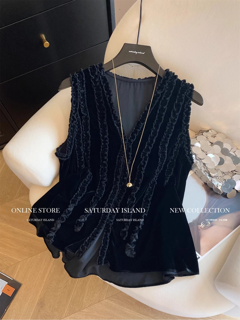 大码新款黑色褶皱木耳边拼接V领无袖背心高级感显瘦时尚通勤上衣