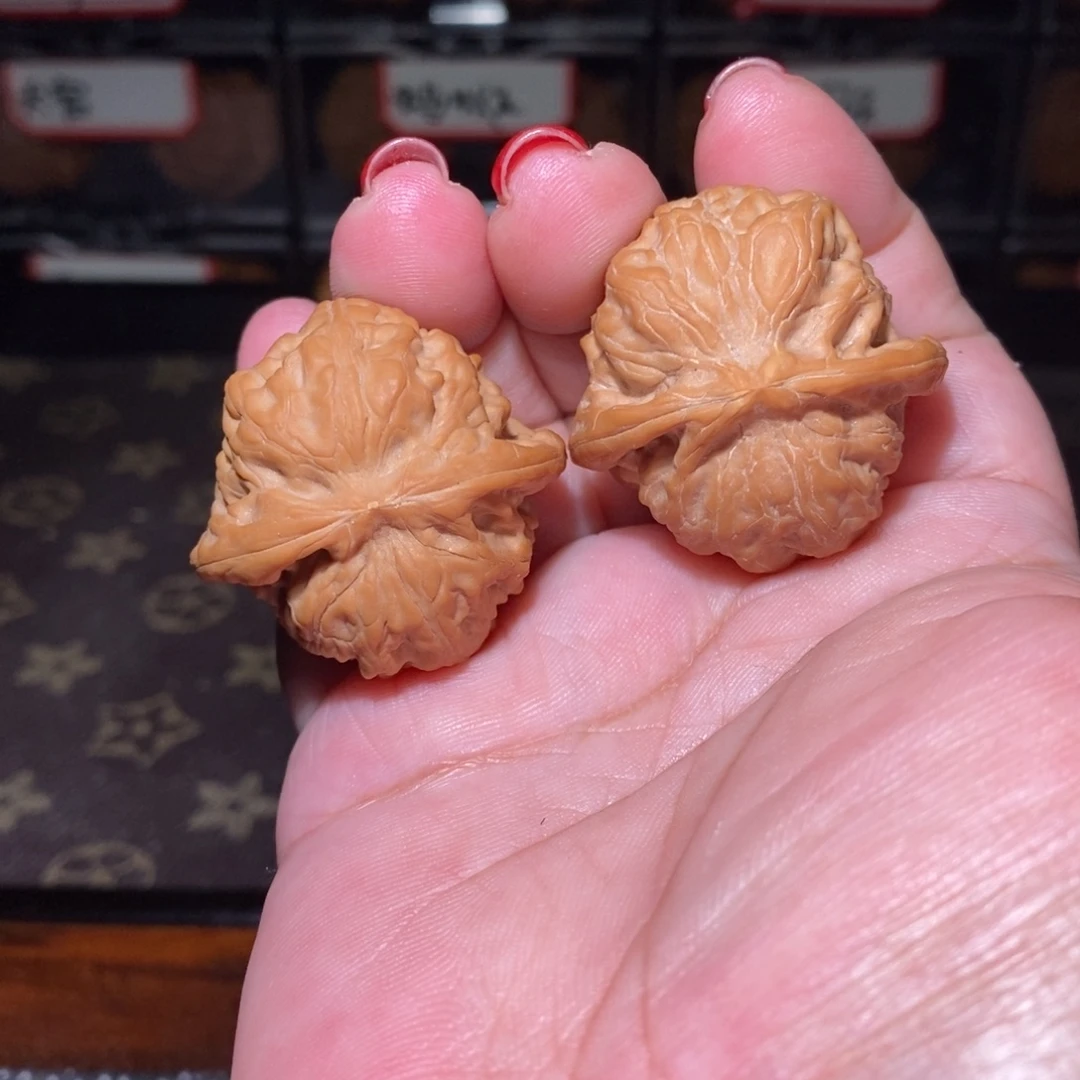 文玩核桃把件35凤凰山