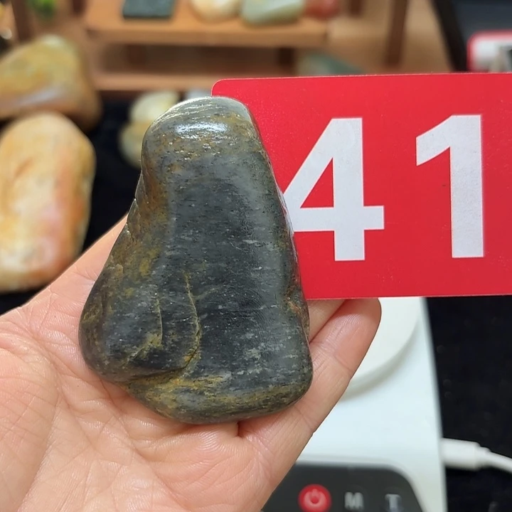 和田玉（糖玉）未镶嵌挂件