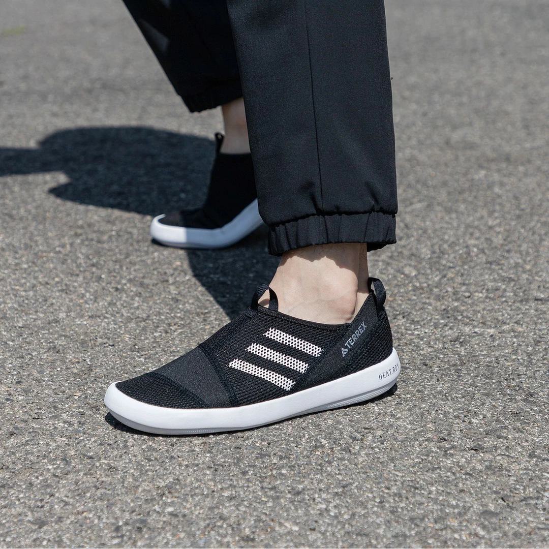 Adidas阿迪达斯溯溪鞋男鞋夏季新款透气涉水鞋一脚穿网布鞋HP8644