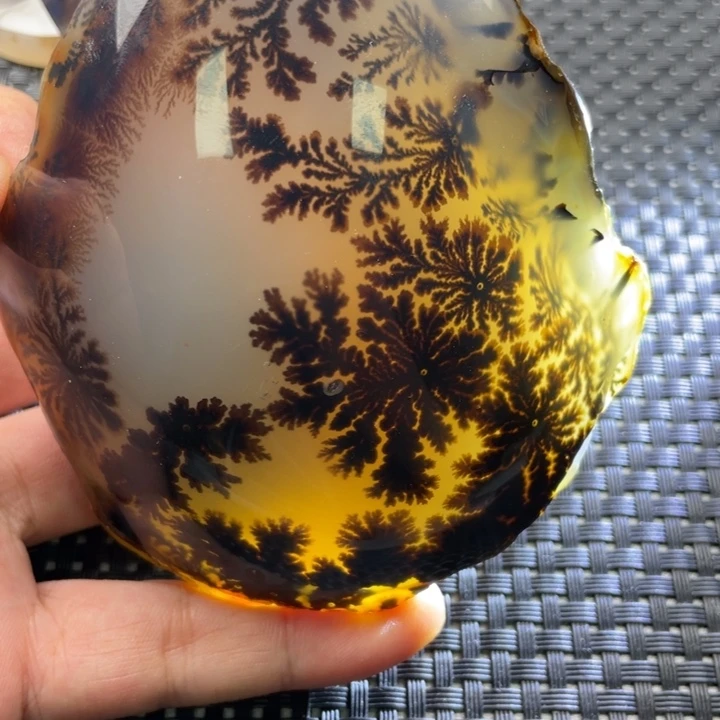 武***话玛瑙/玉髓未镶嵌颈饰