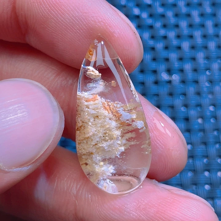 未镶嵌吊坠(不含链)水晶?***岁