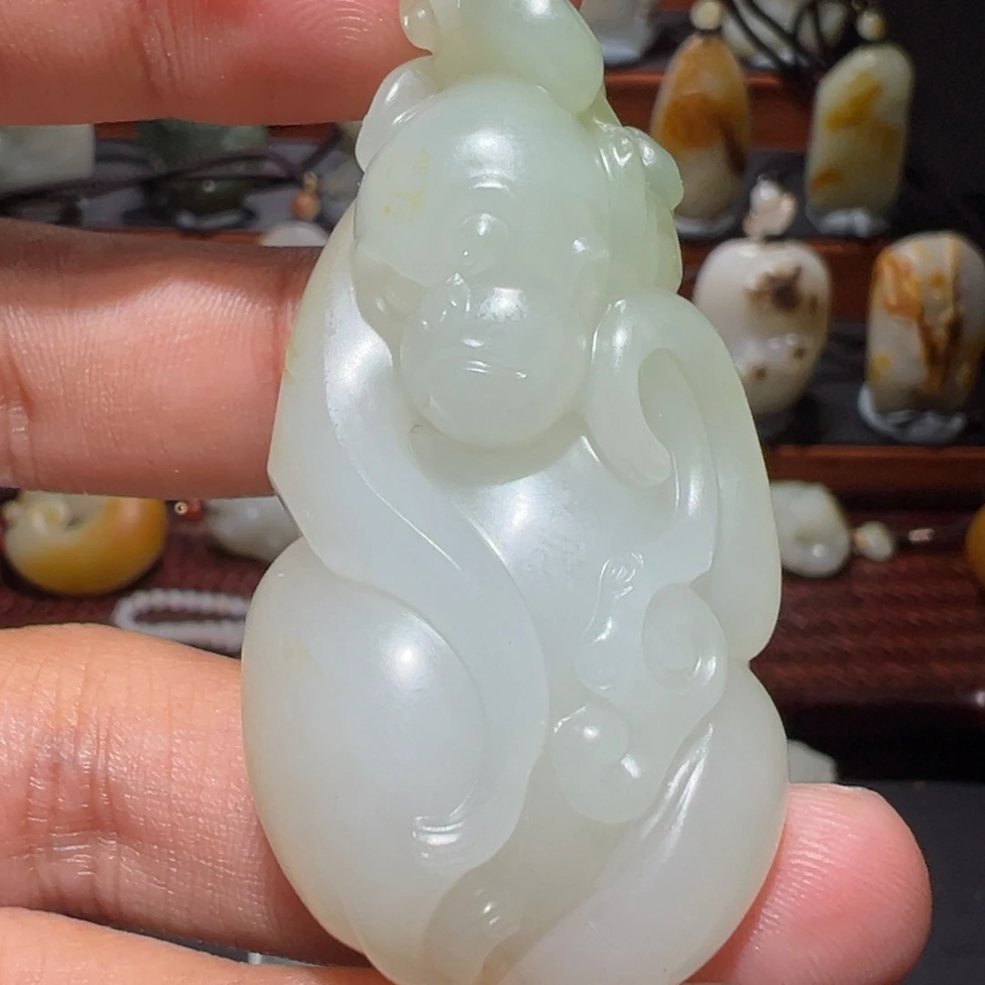颈饰未镶嵌和田玉（子料）我***你