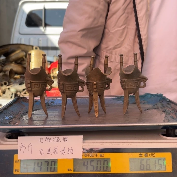 102 铜器物品理性消费