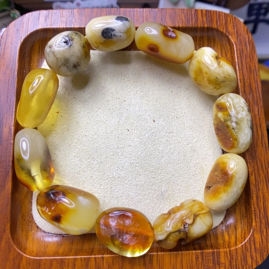 手链琥珀未镶嵌似****来敏