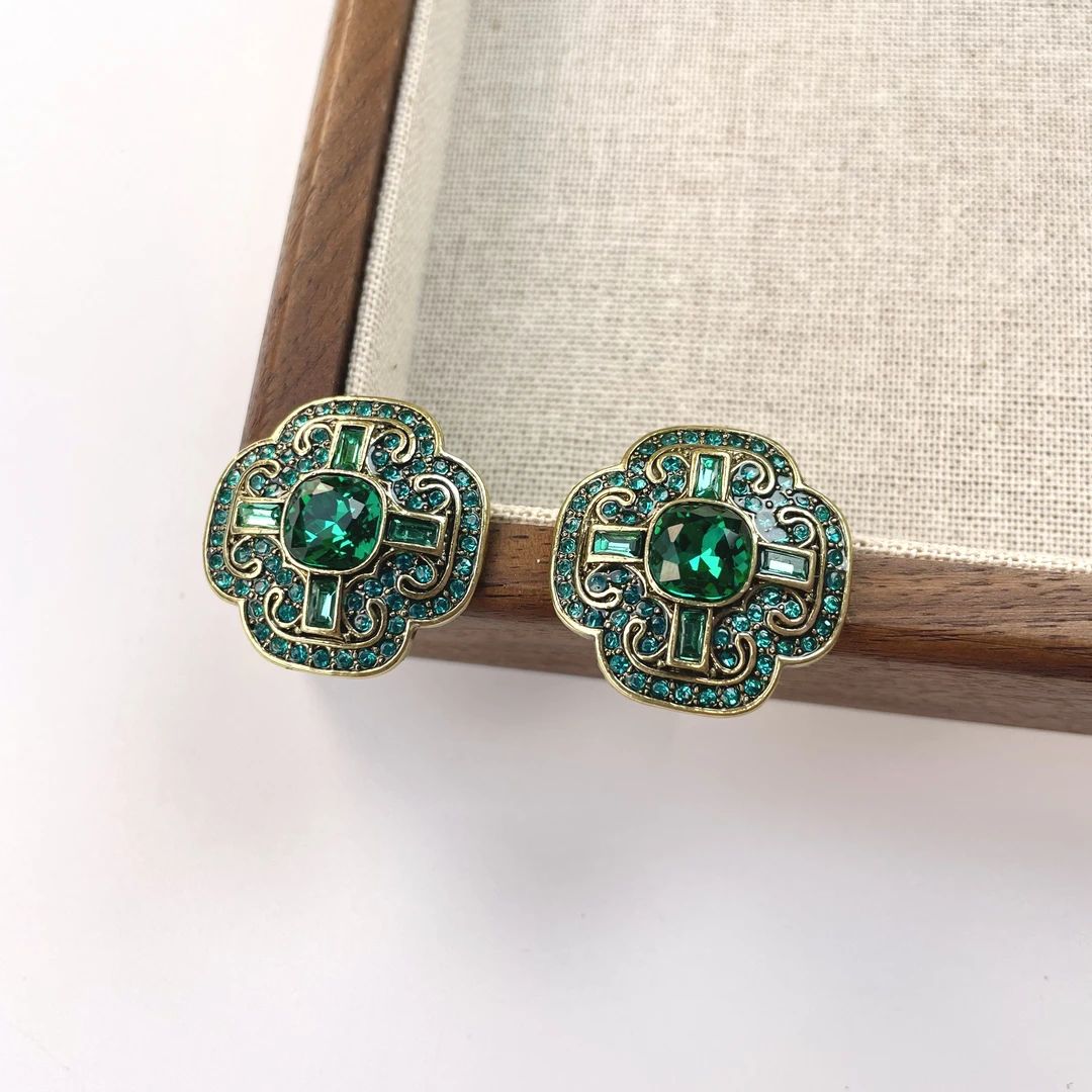 铜合金耳饰  气质轻奢时尚绿色复古耳钉古风设计师